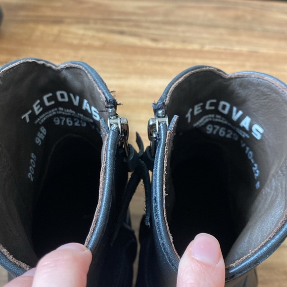 BUNDLE - Tecovas  2 pairs of the Daisy bootie in black and caramel - Picture 10 of 15